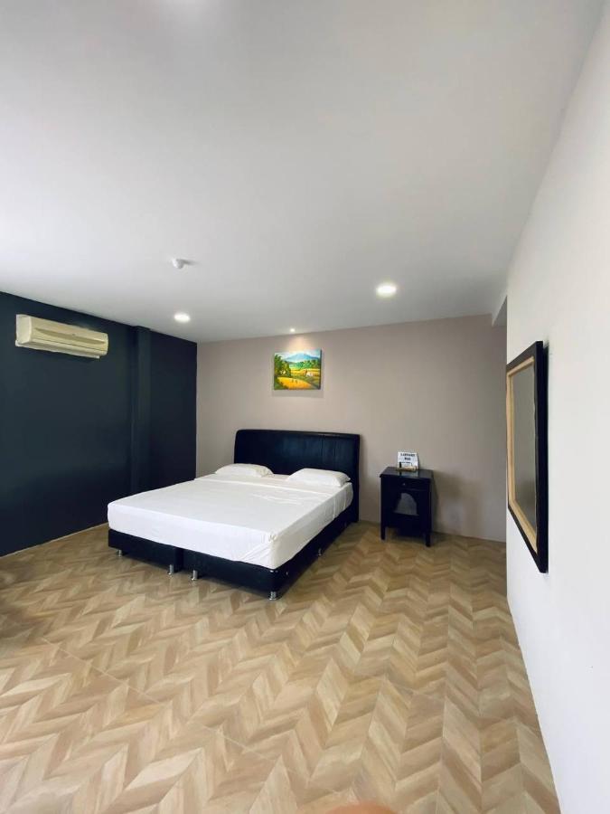 Z Hotel Malacca Buitenkant foto