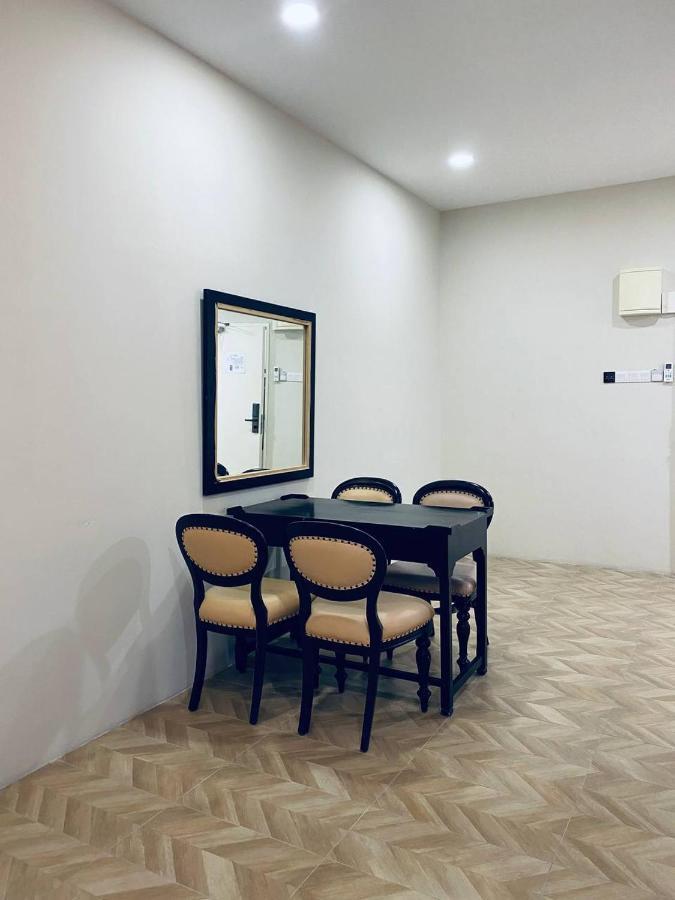 Z Hotel Malacca Buitenkant foto